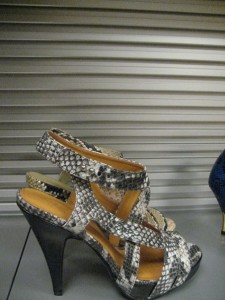 MM Snakeskin platform